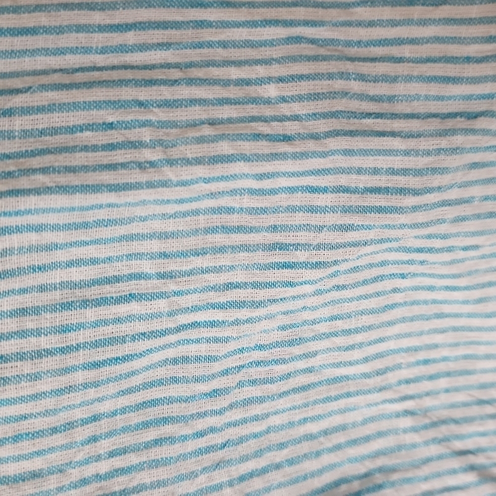 Button Top - Picture 2 of 2